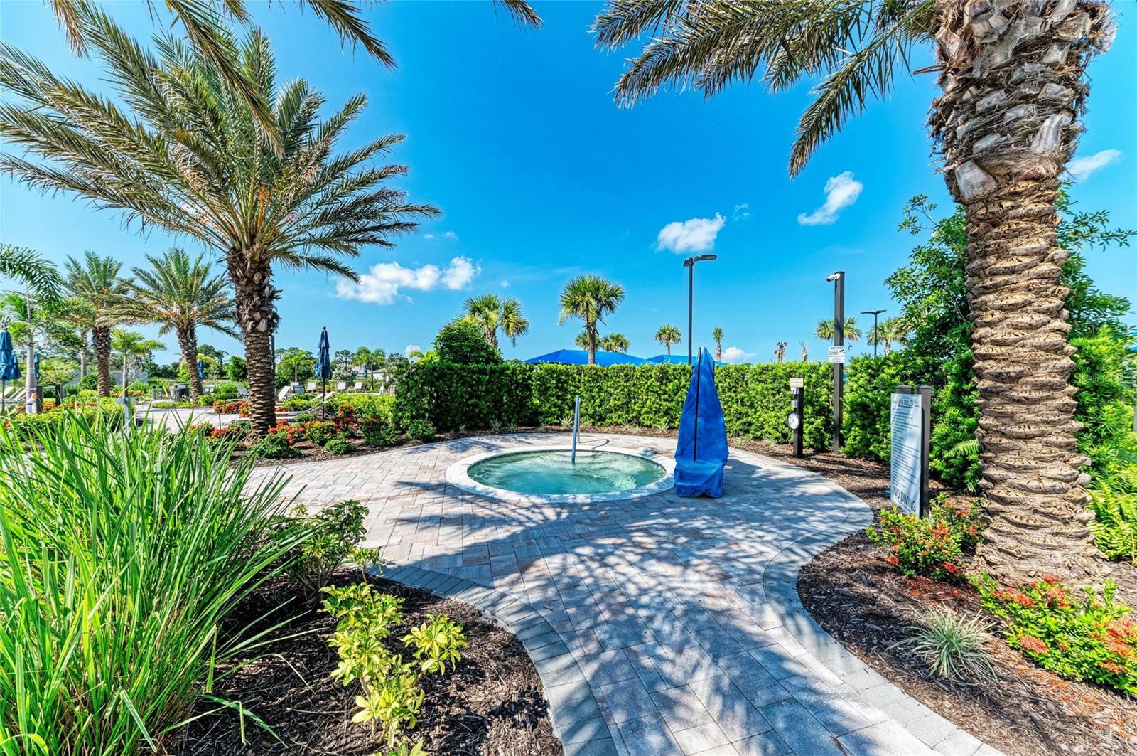 Image 81 of 97 For 14672 Misty Pond Loop