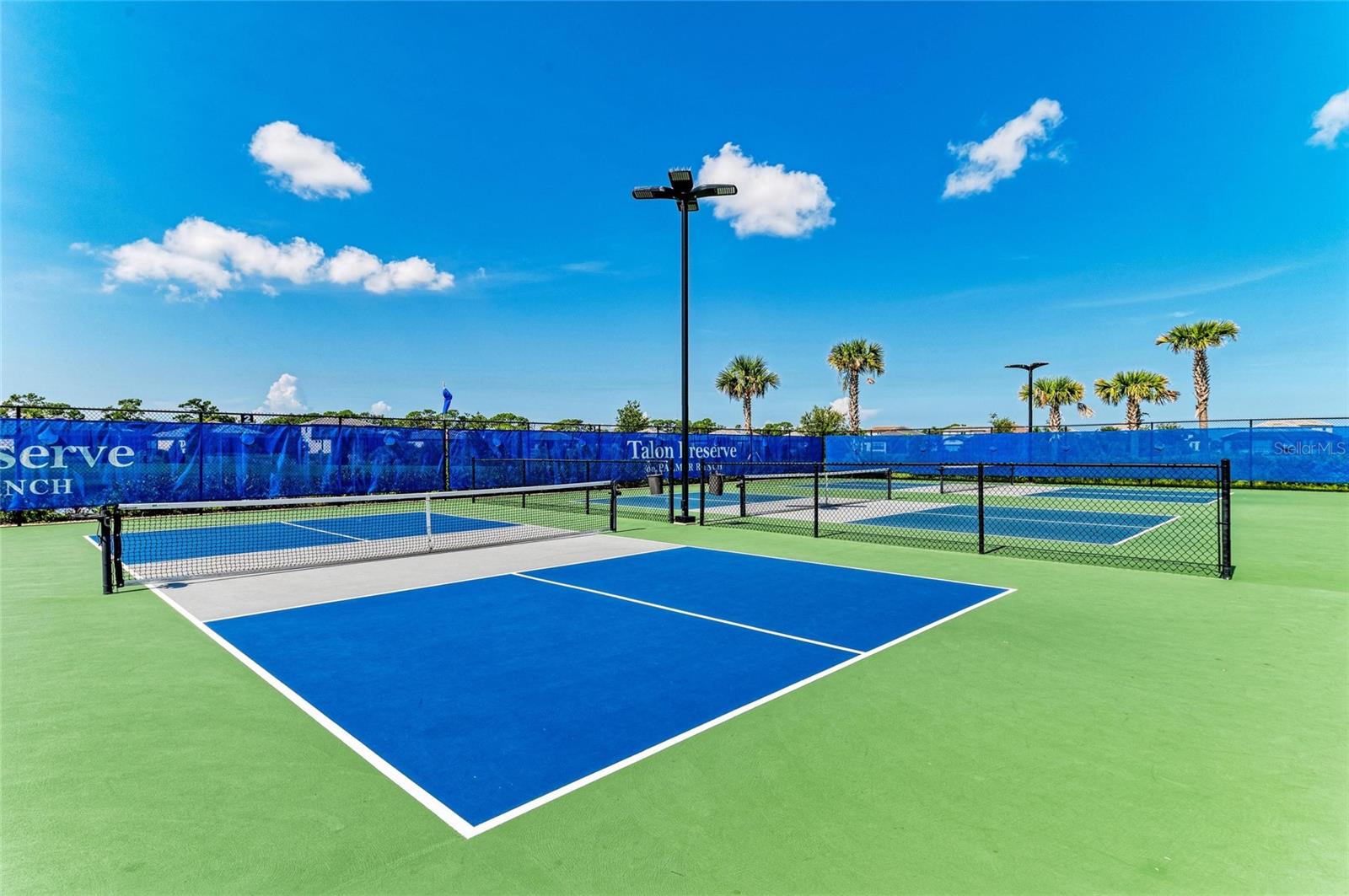 Image 88 of 97 For 14672 Misty Pond Loop