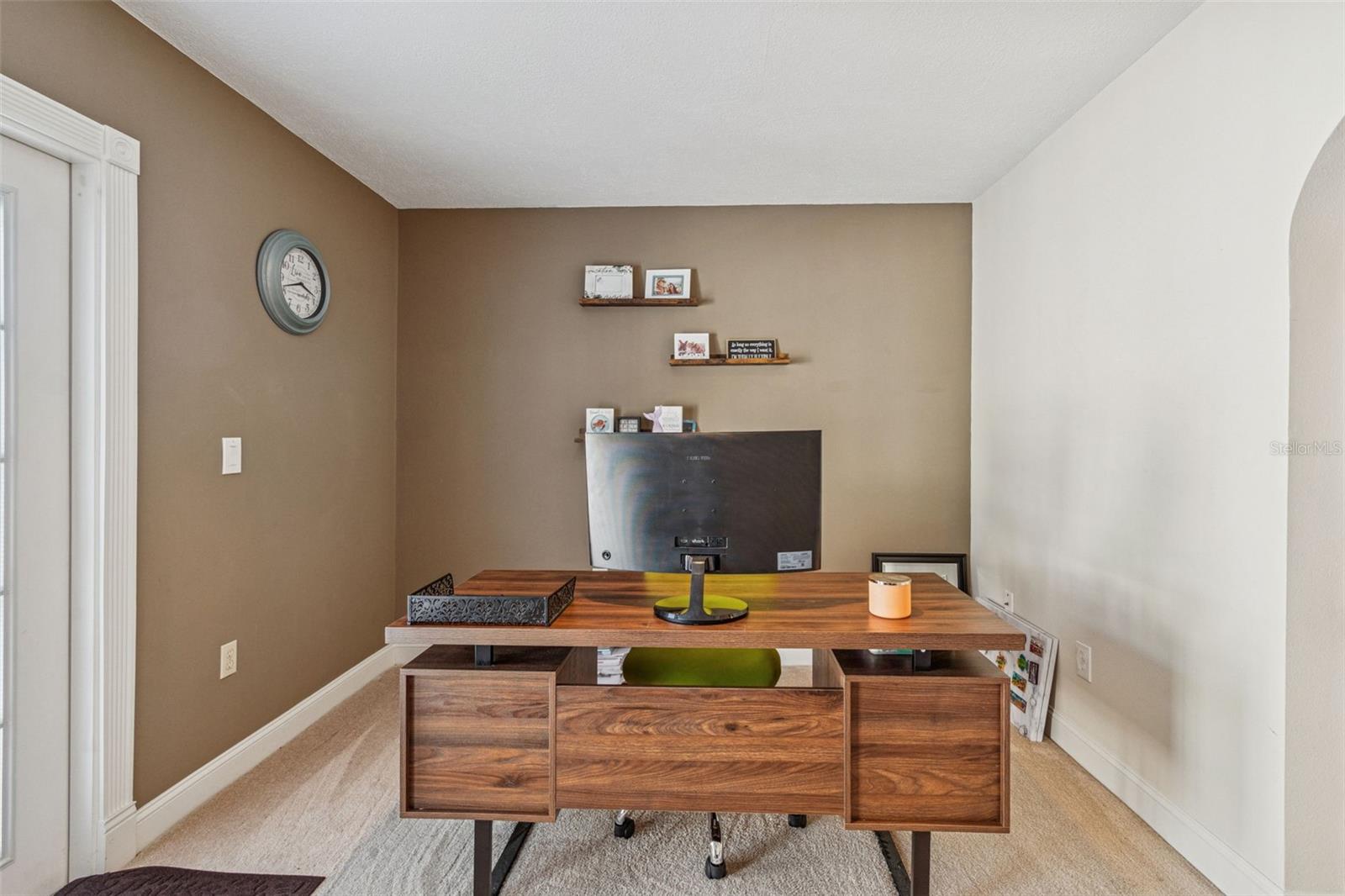 Image 19 of 51 For 4181 Center Pointe Circle 91b