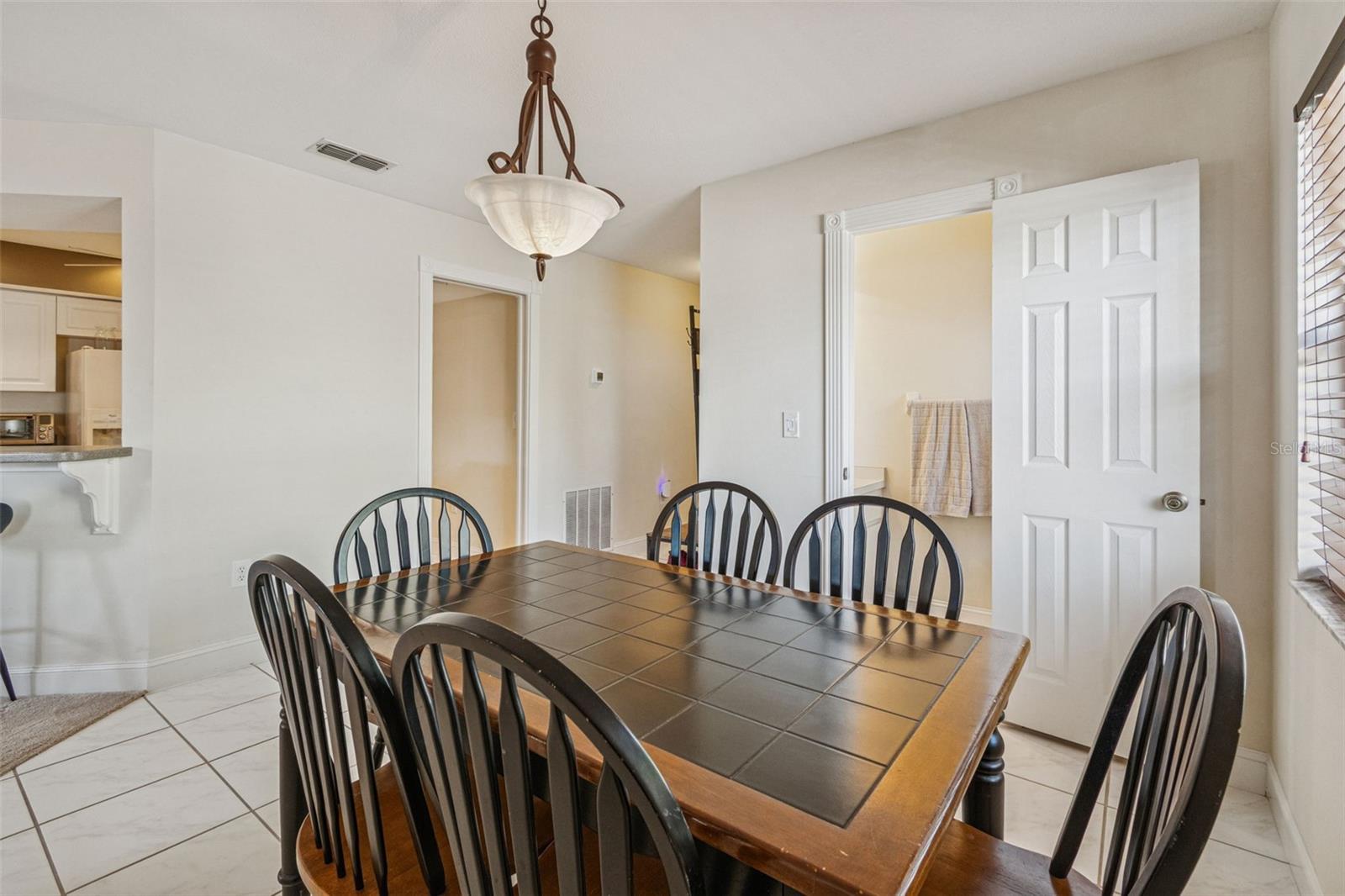 Image 6 of 51 For 4181 Center Pointe Circle 91b