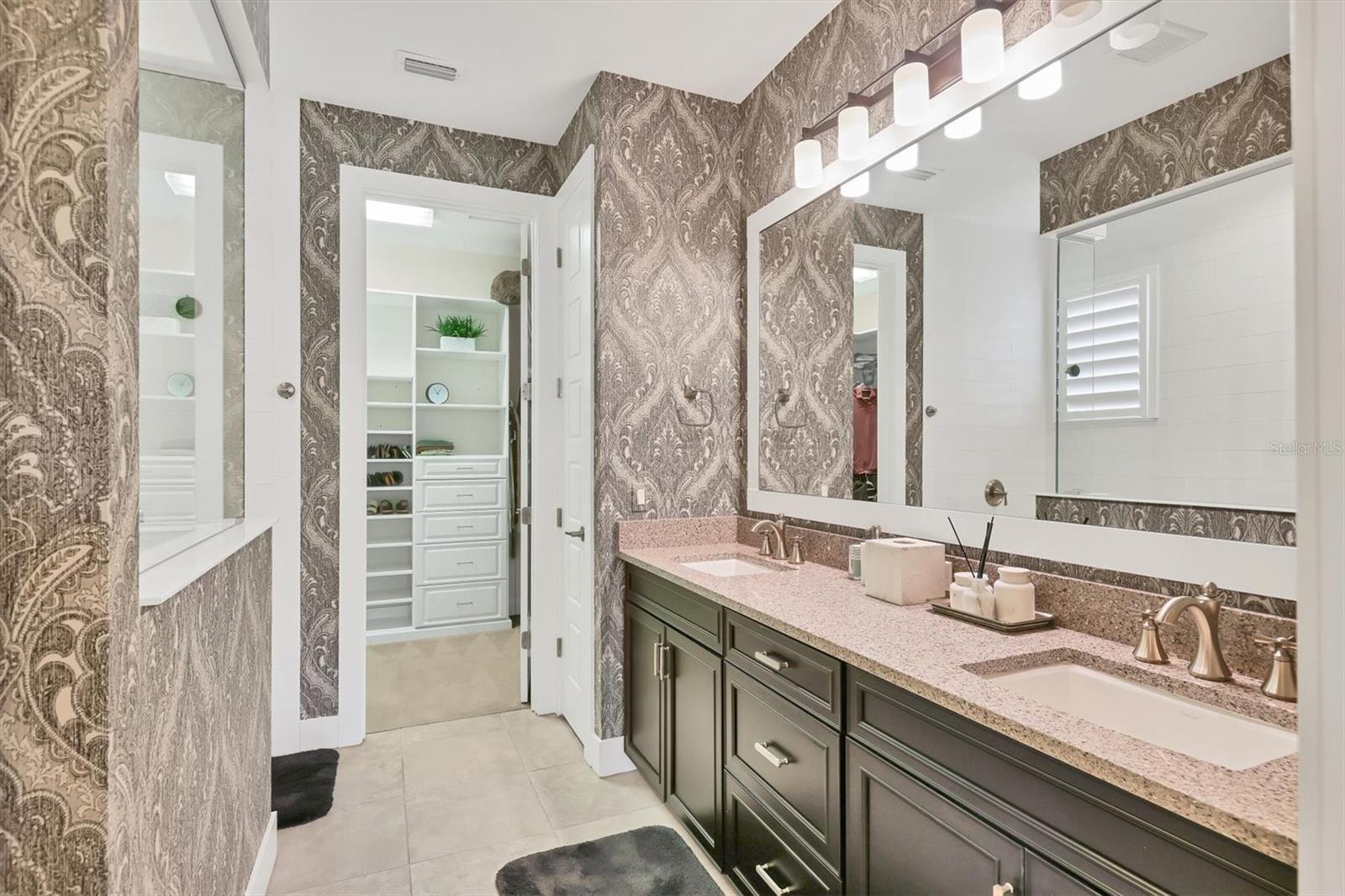 Image 19 of 62 For 895 Seascape Place