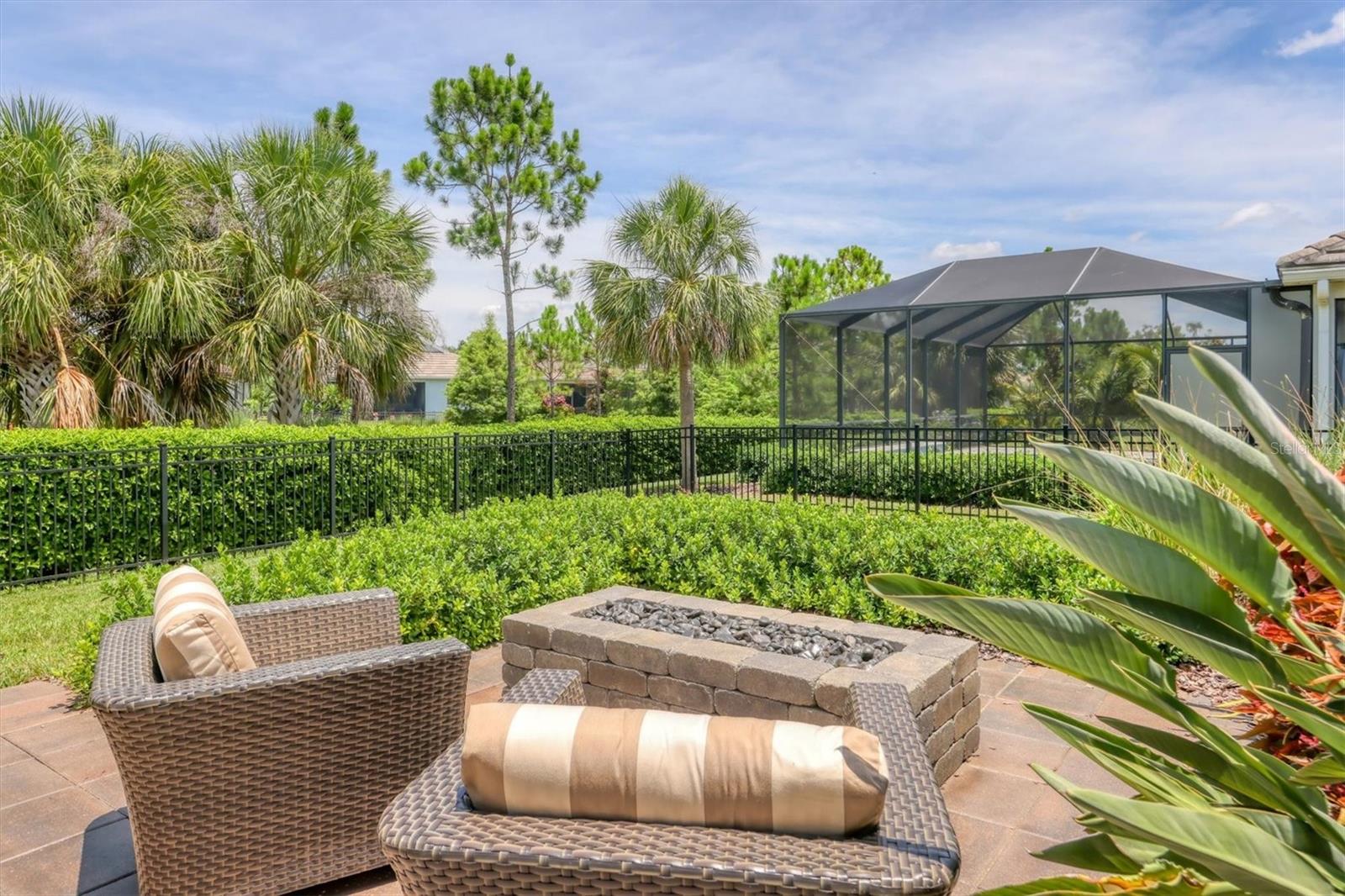 Image 30 of 62 For 895 Seascape Place