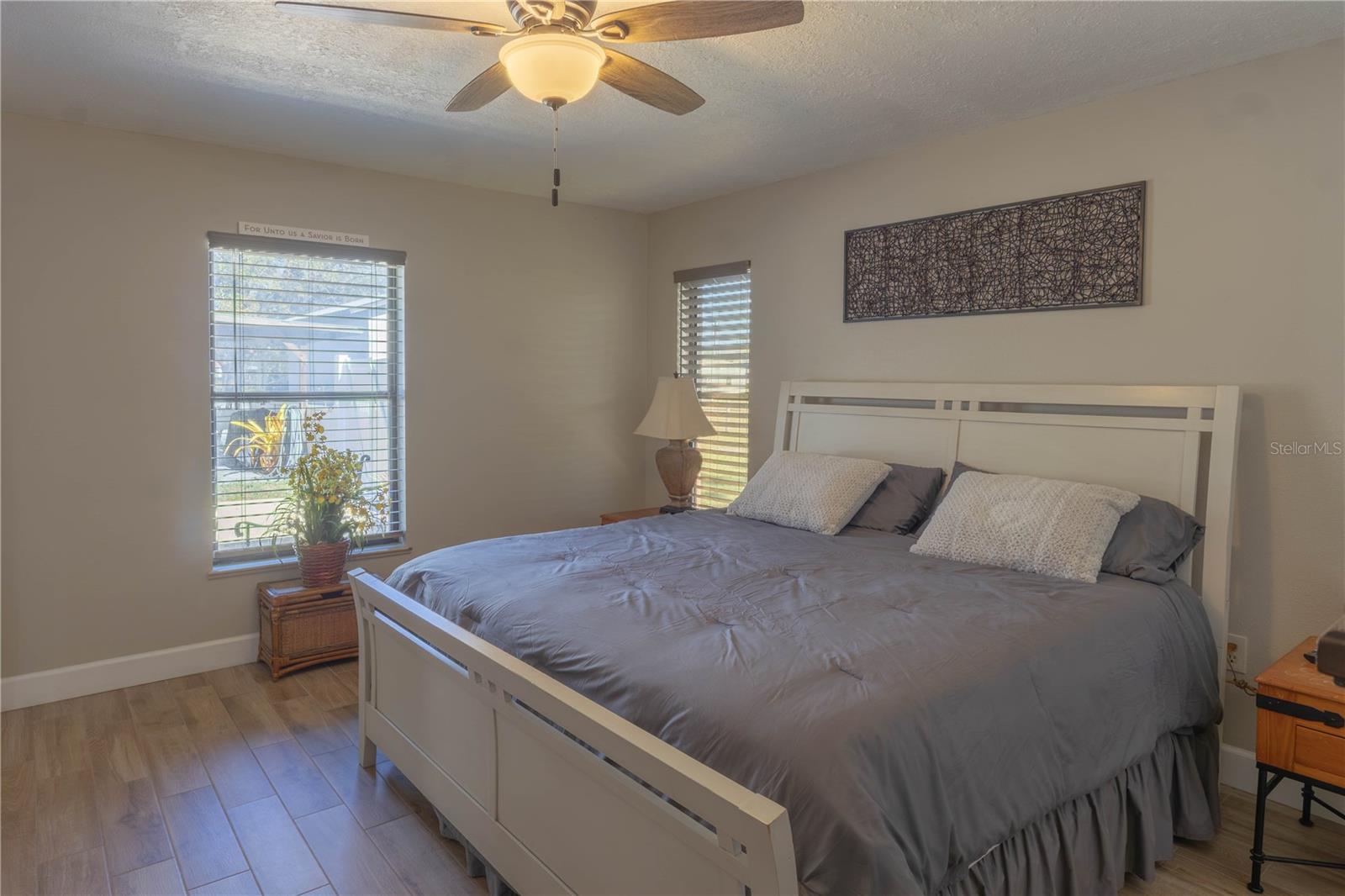 Image 11 of 30 For 22204 27th Avenue E