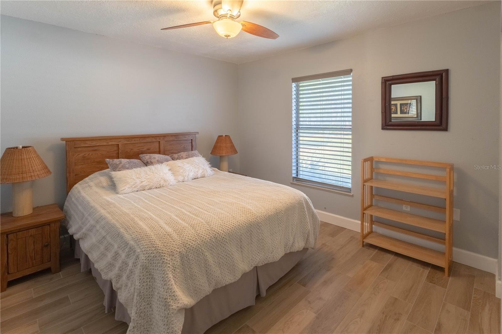 Image 16 of 30 For 22204 27th Avenue E