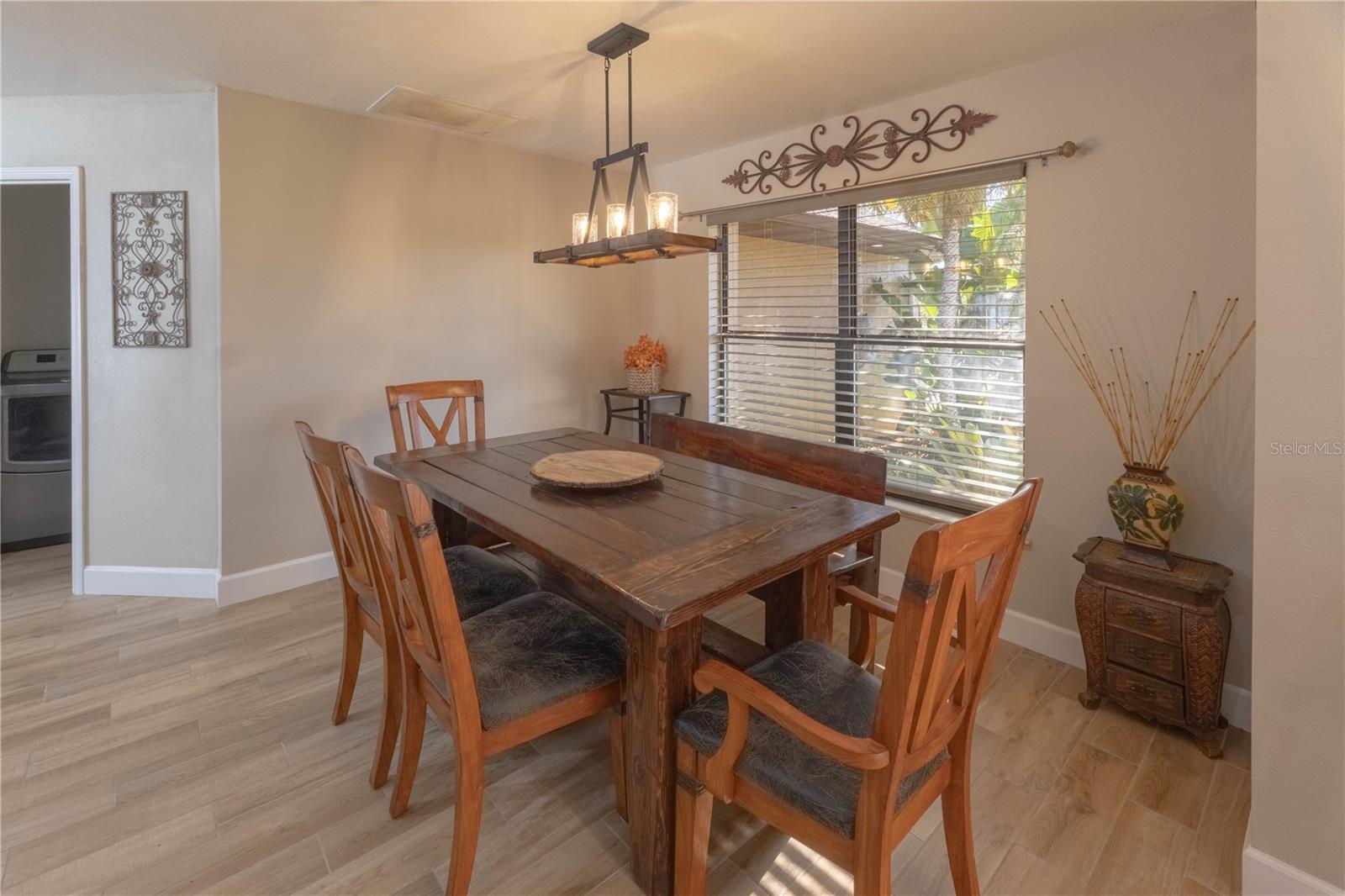 Image 9 of 30 For 22204 27th Avenue E