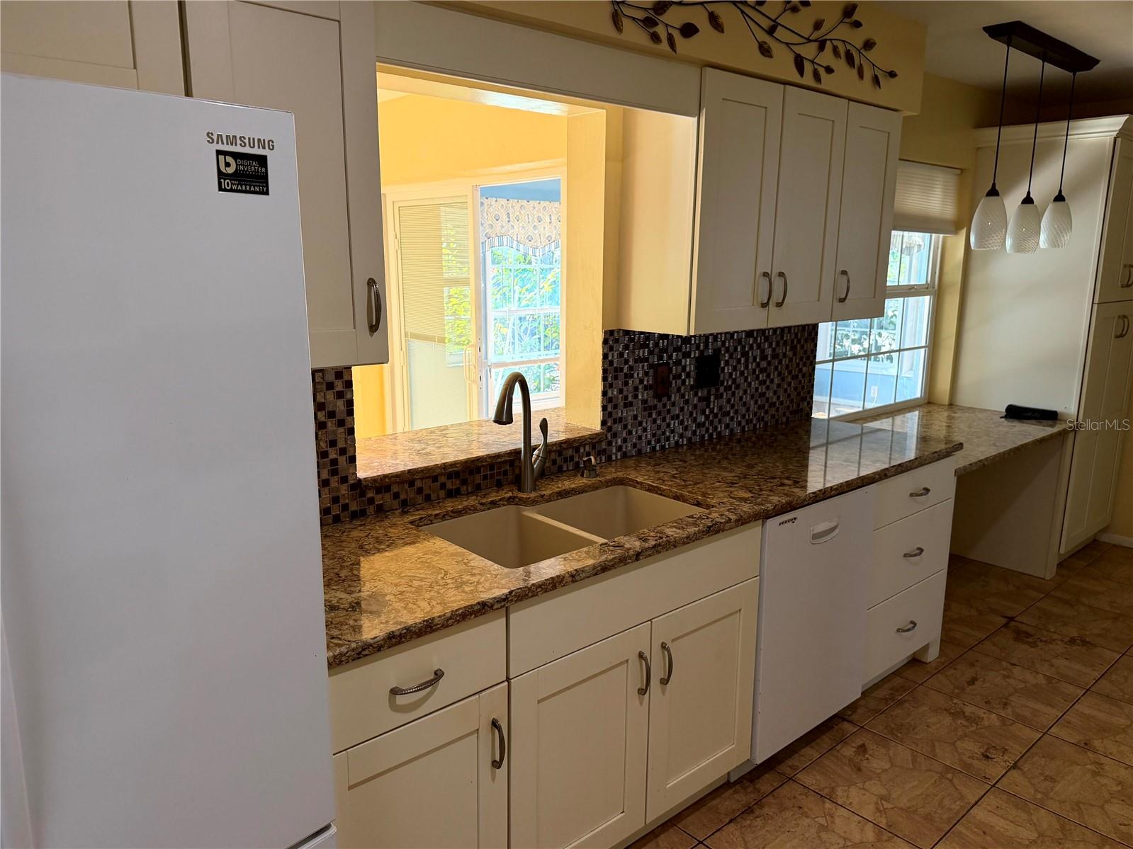 Image 13 of 35 For 3312 Spring Mill Circle