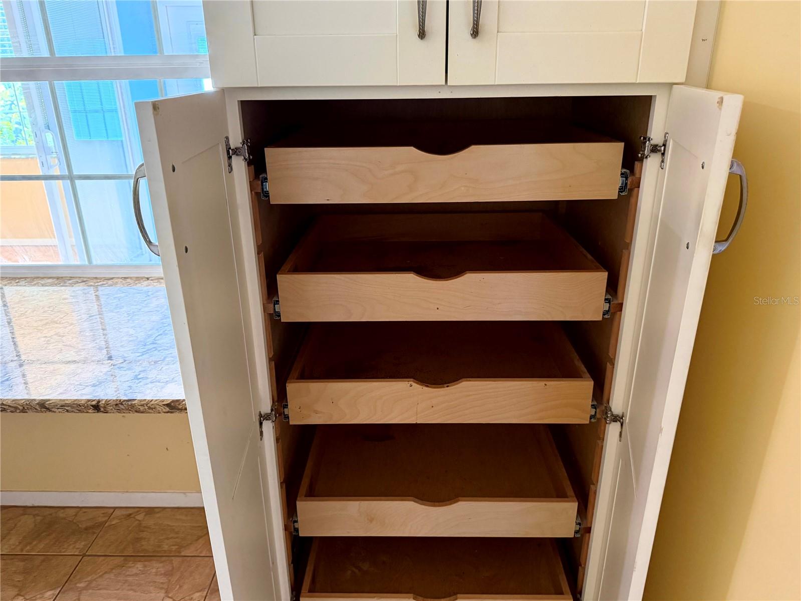 Image 14 of 35 For 3312 Spring Mill Circle