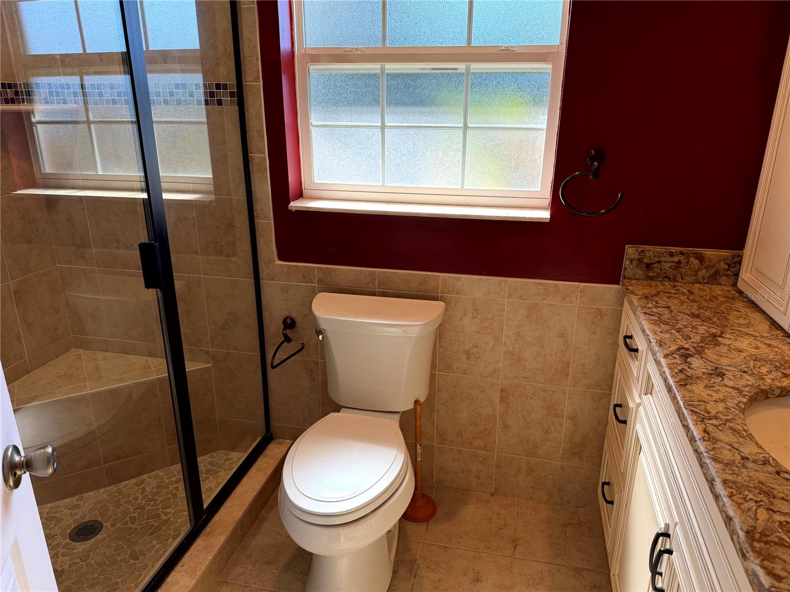 Image 22 of 35 For 3312 Spring Mill Circle