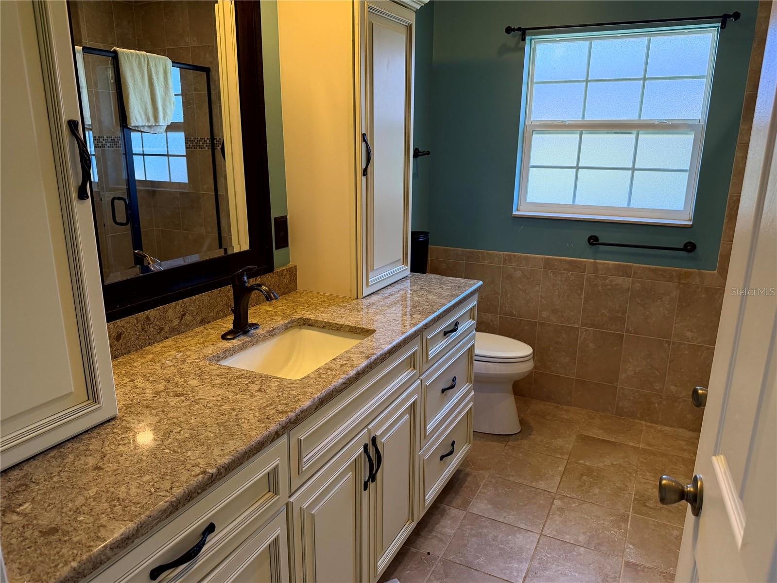 Image 26 of 35 For 3312 Spring Mill Circle