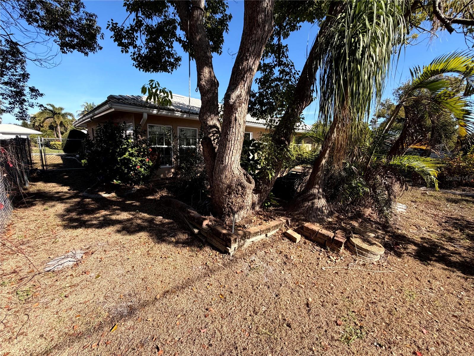 Image 30 of 35 For 3312 Spring Mill Circle