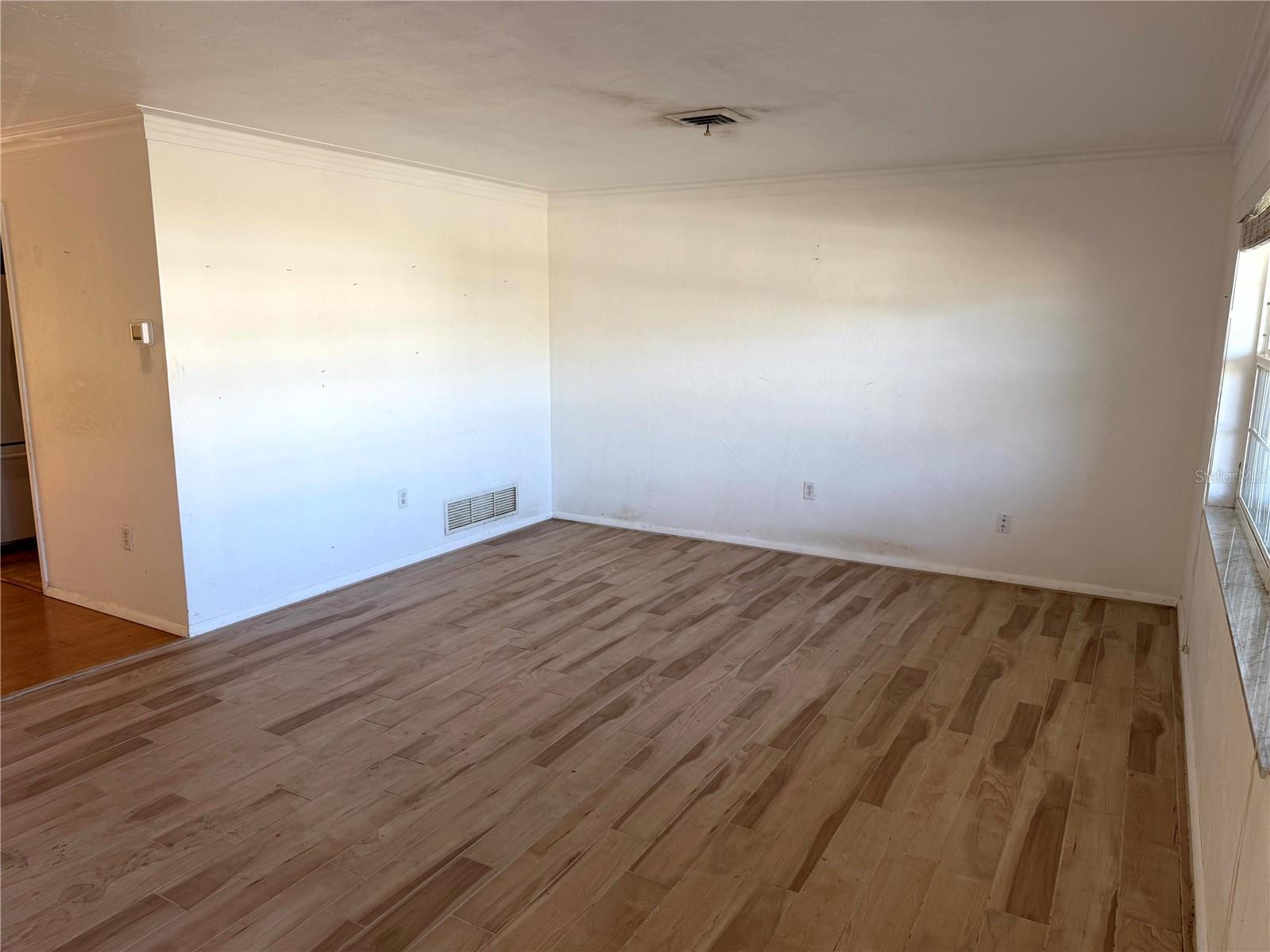 Image 9 of 35 For 3312 Spring Mill Circle