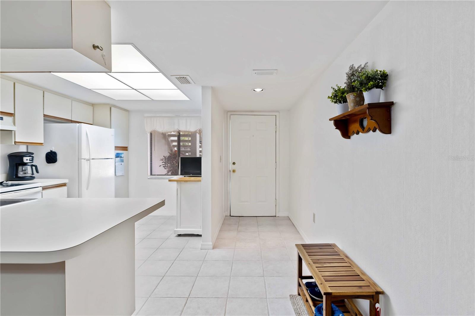 Image 4 of 30 For 7847 Eagle Creek Drive