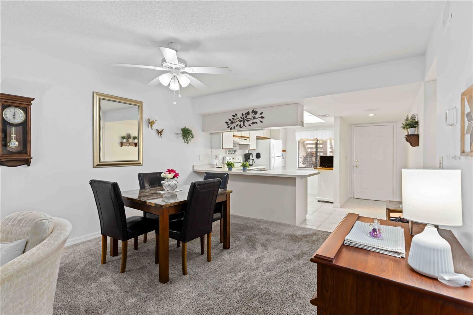 Image 7 of 30 For 7847 Eagle Creek Drive