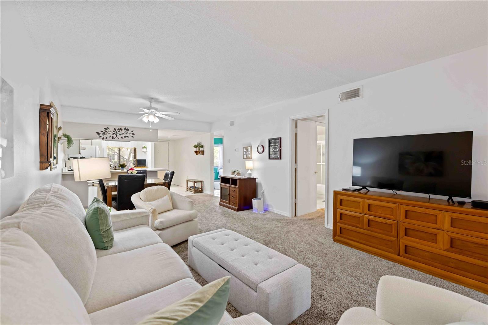 Image 8 of 30 For 7847 Eagle Creek Drive