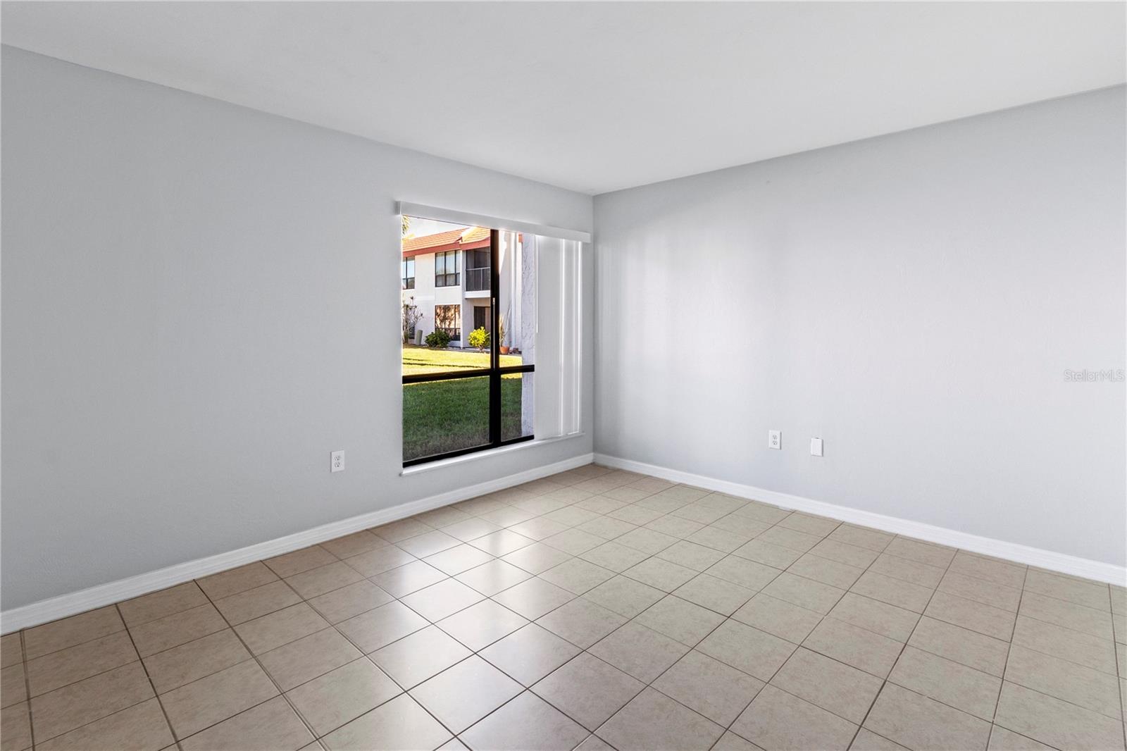 Image 43 of 54 For 1801 Gulf Drive N 160