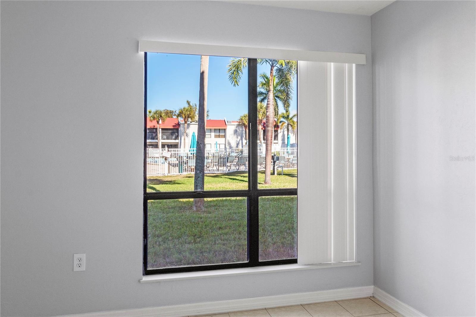 Image 45 of 54 For 1801 Gulf Drive N 160