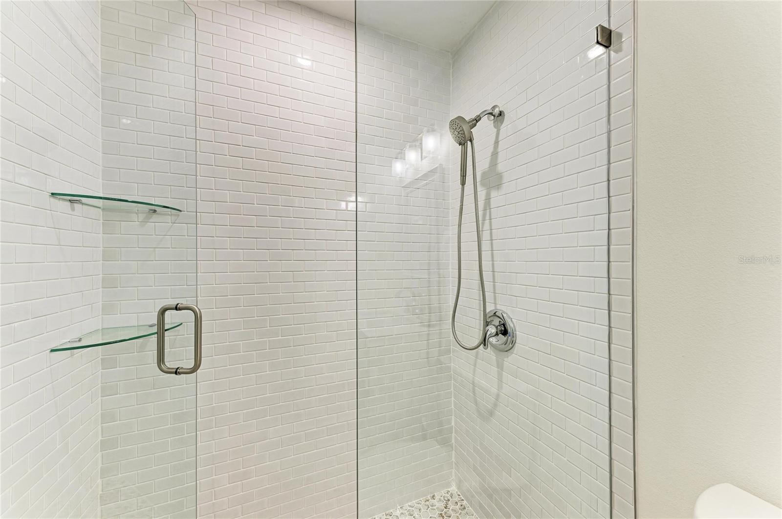 Image 19 of 45 For 1603 Gulf Dr N  7