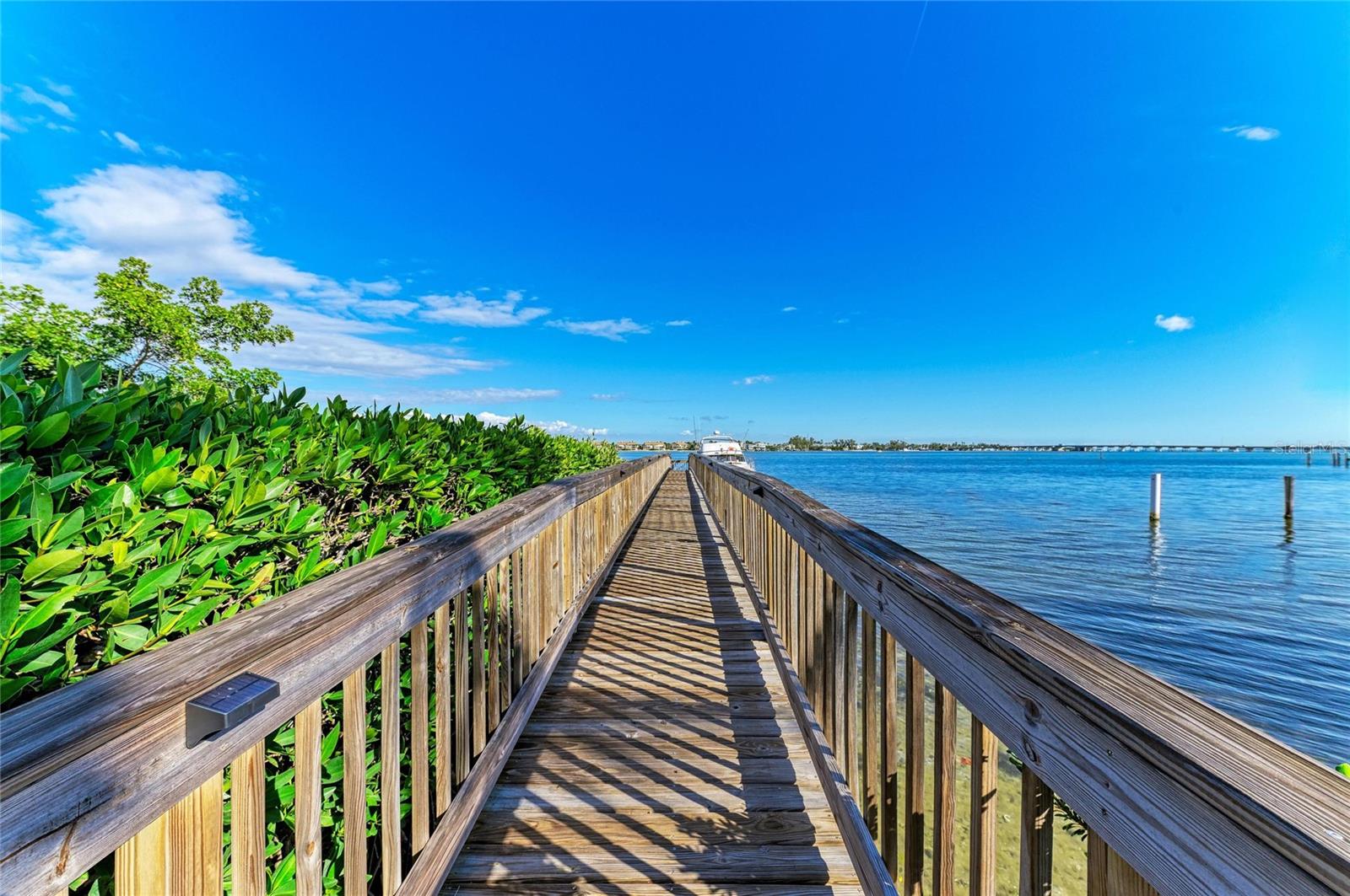 Image 33 of 45 For 1603 Gulf Dr N  7