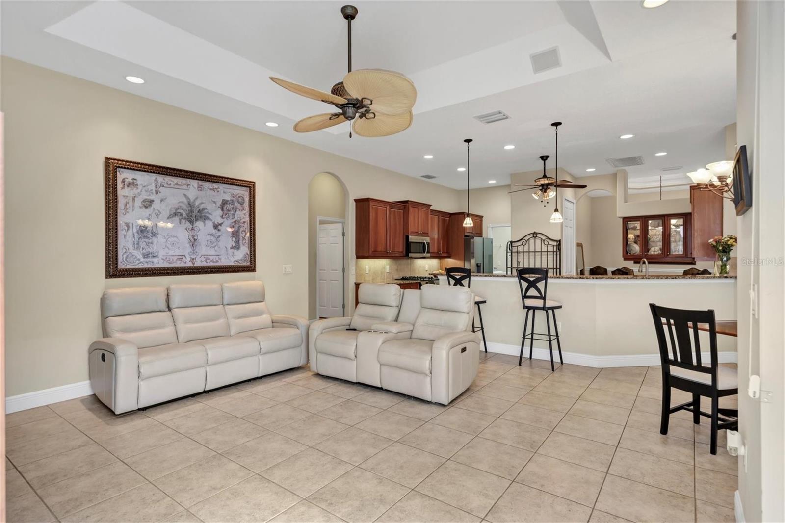 Image 11 of 55 For 146 Willow Bend Way