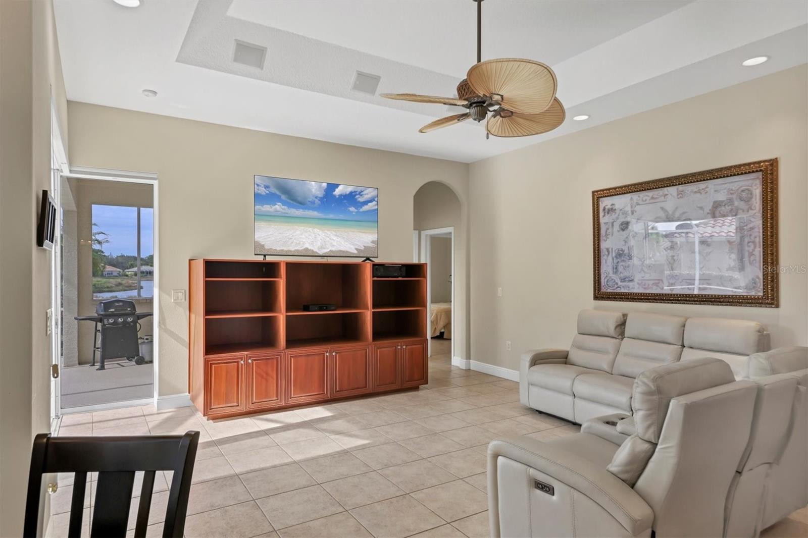 Image 14 of 55 For 146 Willow Bend Way