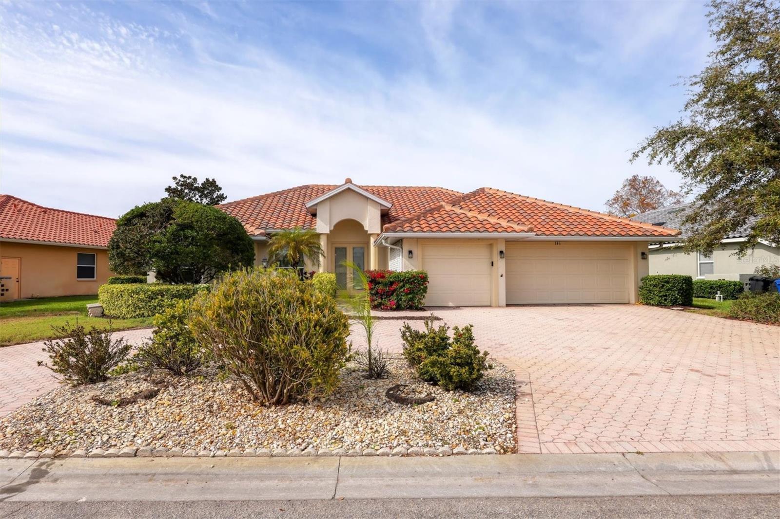 Image 2 of 55 For 146 Willow Bend Way