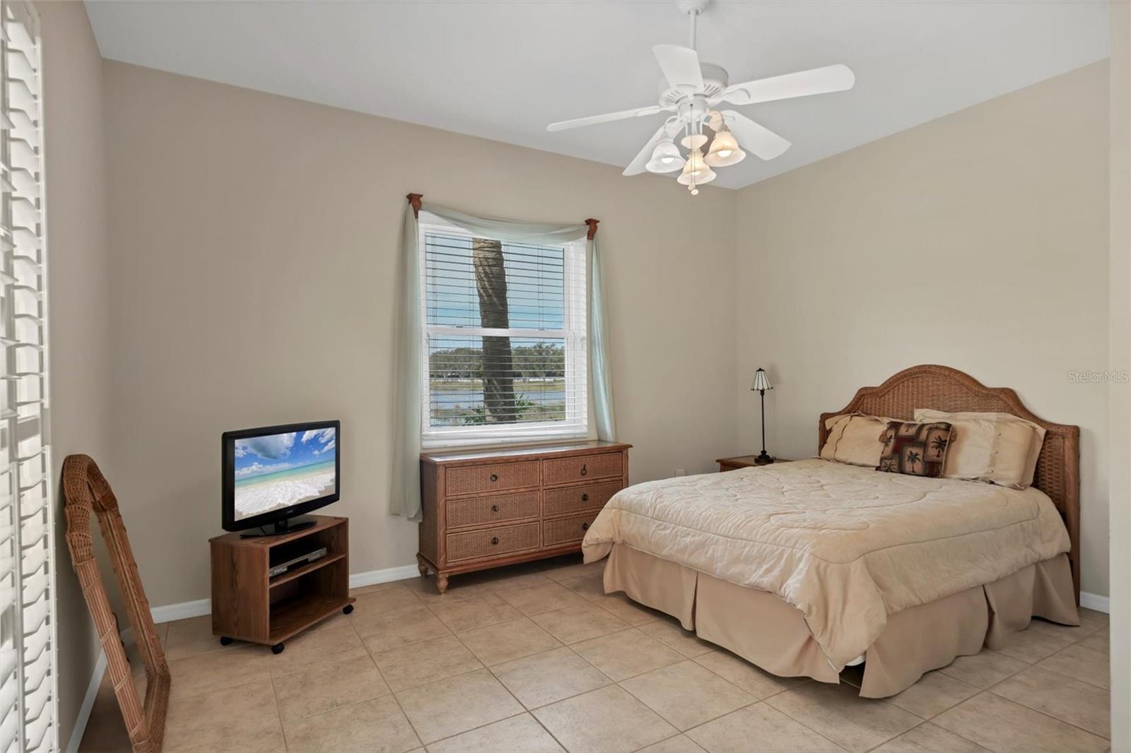 Image 39 of 55 For 146 Willow Bend Way