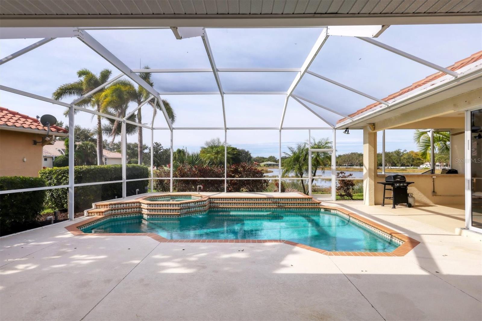 Image 5 of 55 For 146 Willow Bend Way