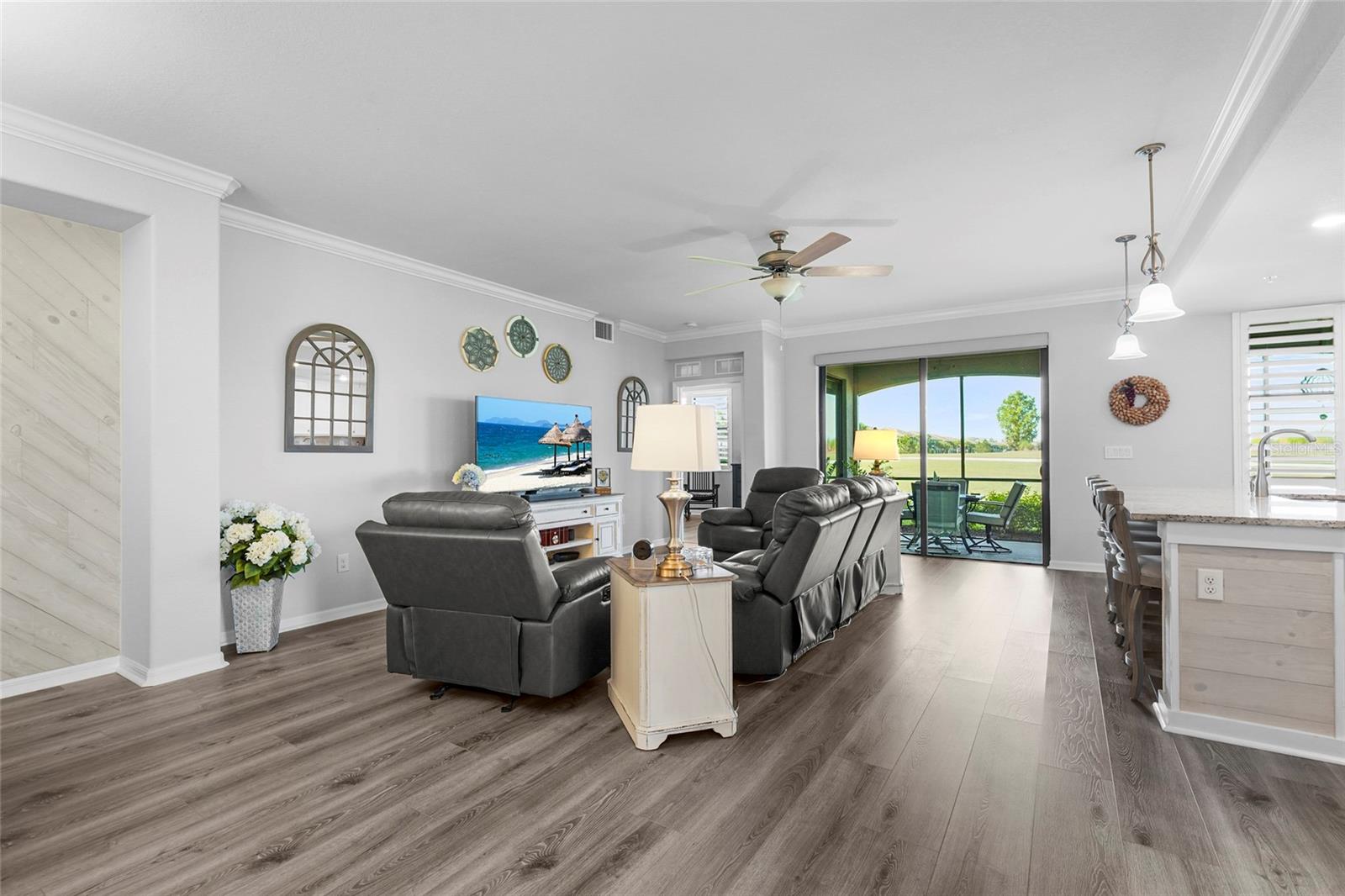 Image 26 of 87 For 6086 Worsham Lane 104