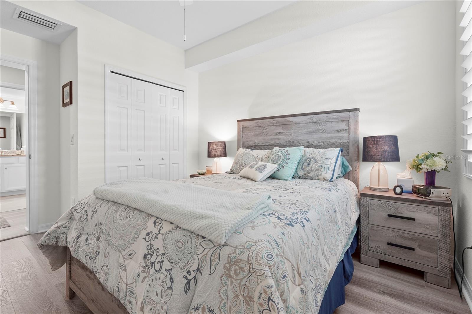 Image 36 of 87 For 6086 Worsham Lane 104