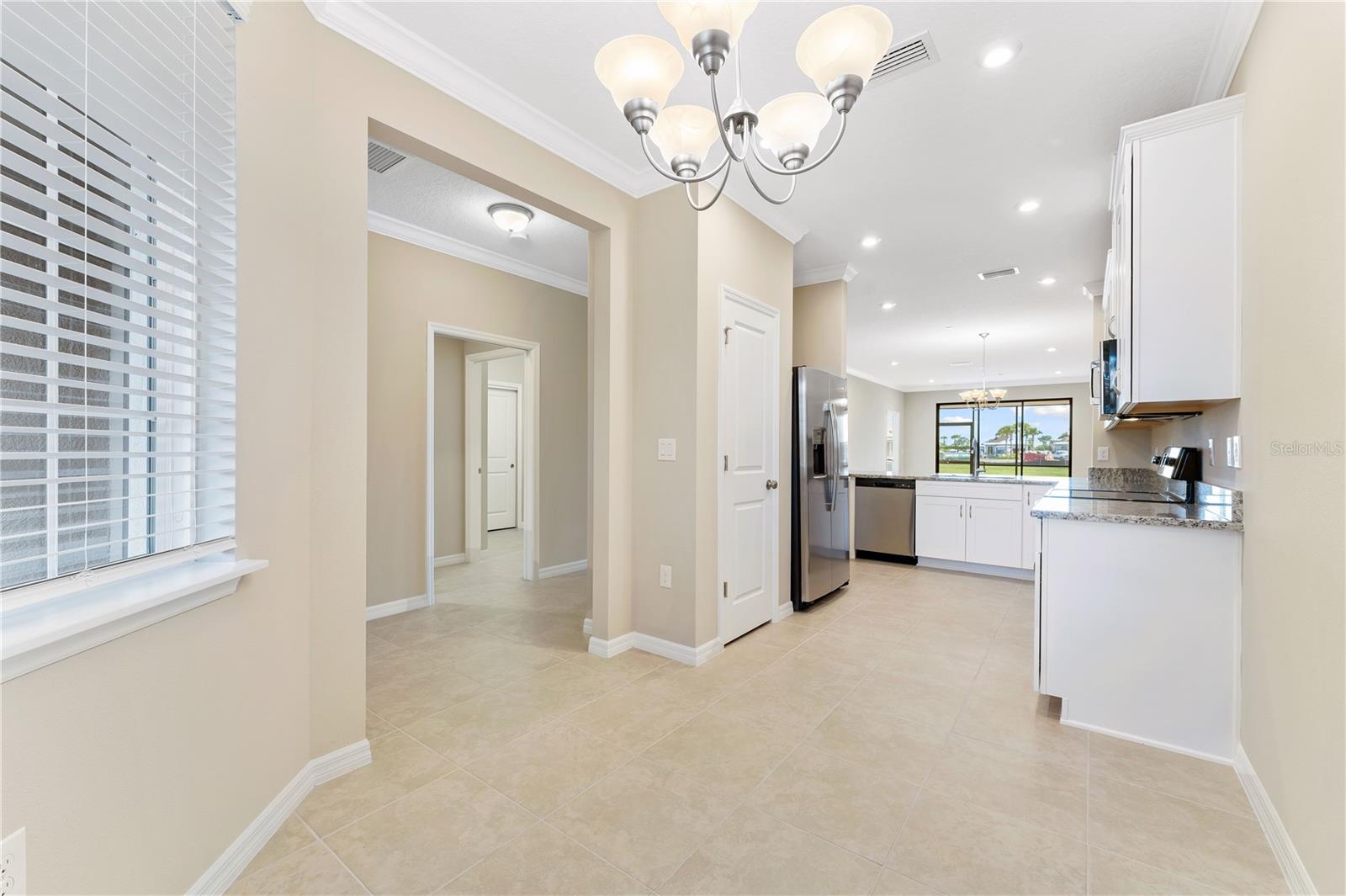 Image 19 of 35 For 12410 Osorio Court 103