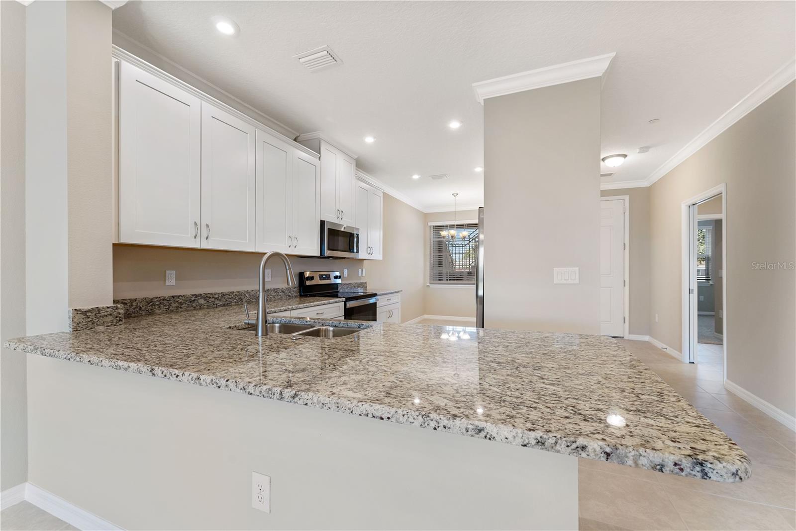 Image 5 of 35 For 12410 Osorio Court 103