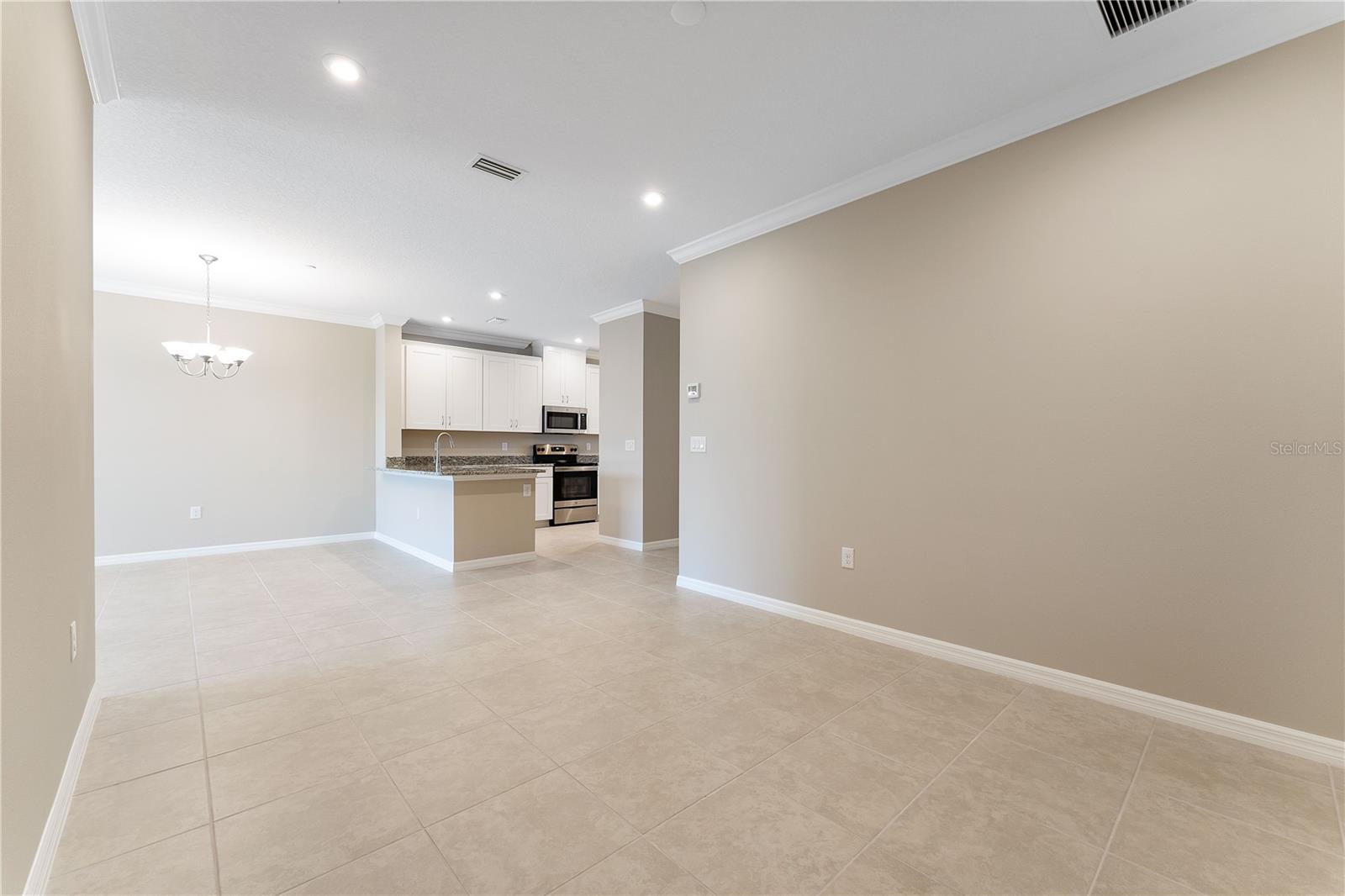 Image 9 of 35 For 12410 Osorio Court 103