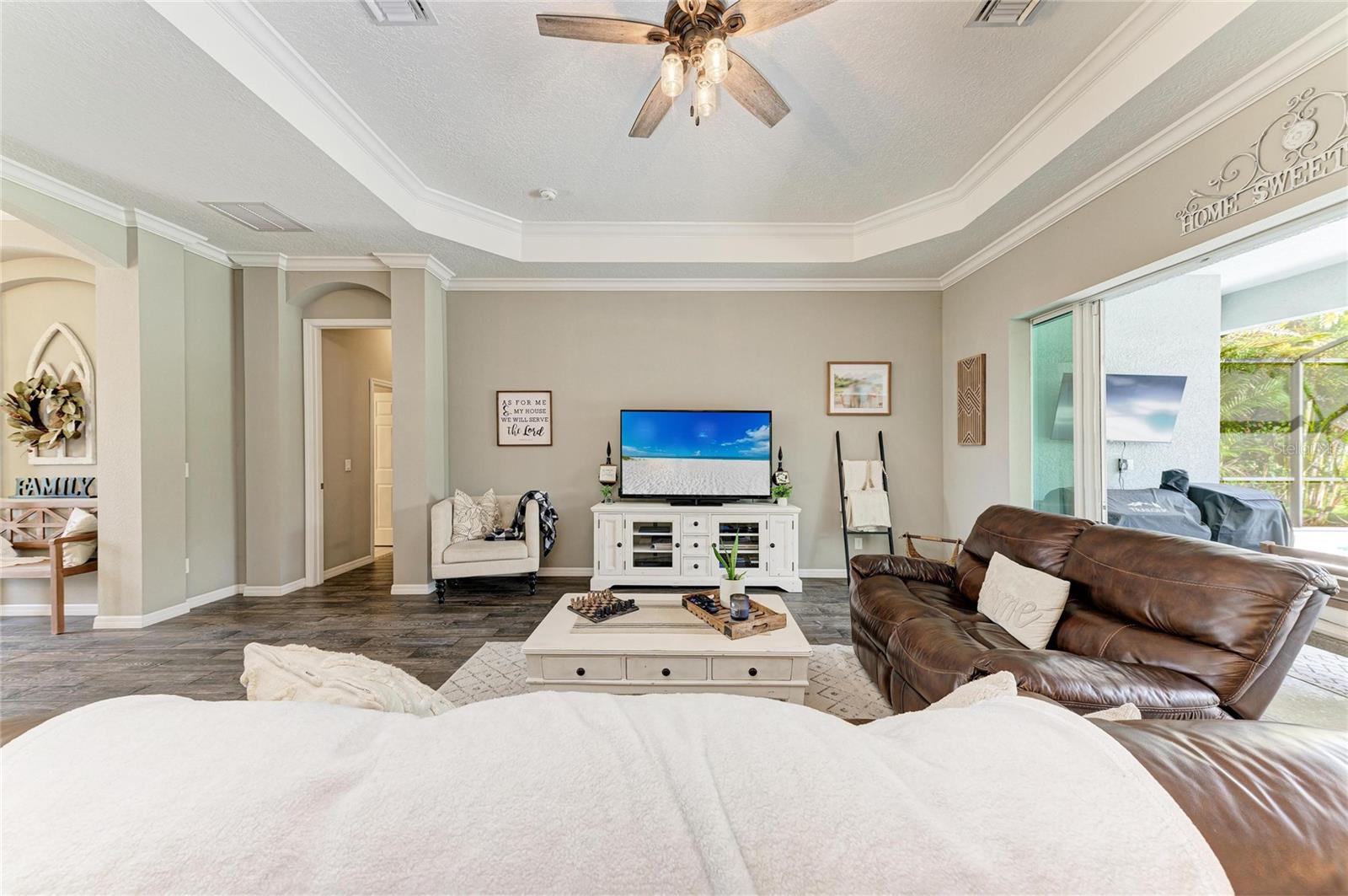 Image 16 of 69 For 16336 26th Street E