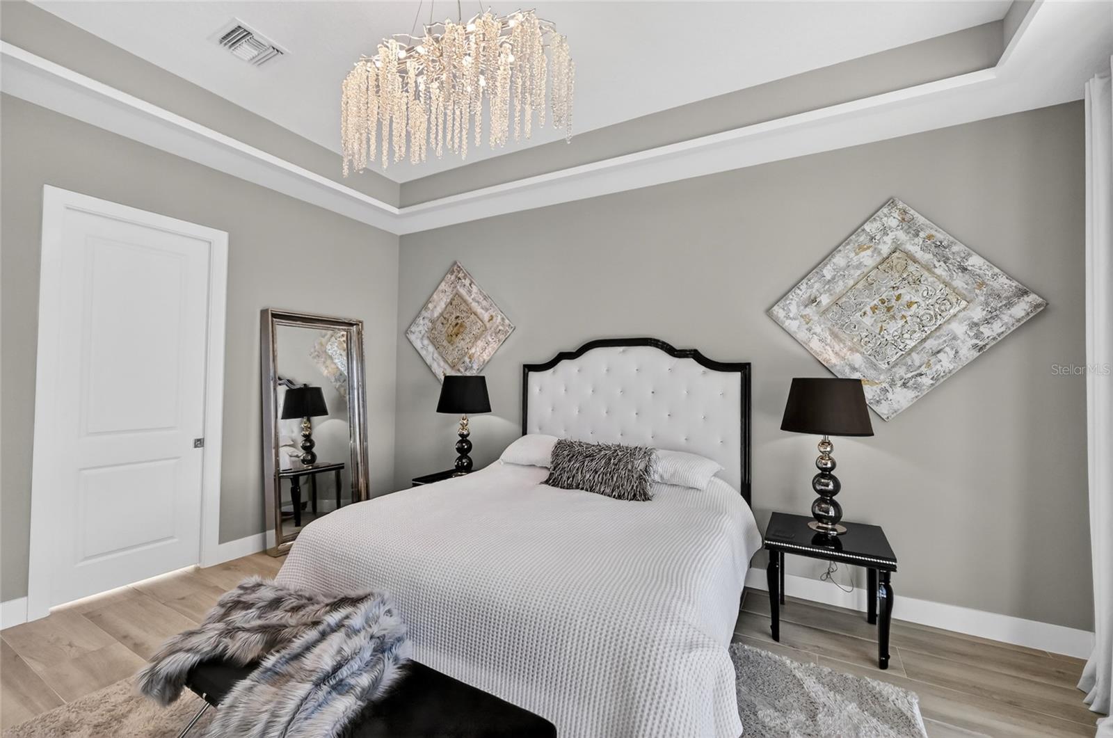 Image 27 of 67 For 815 Blue Shell Loop