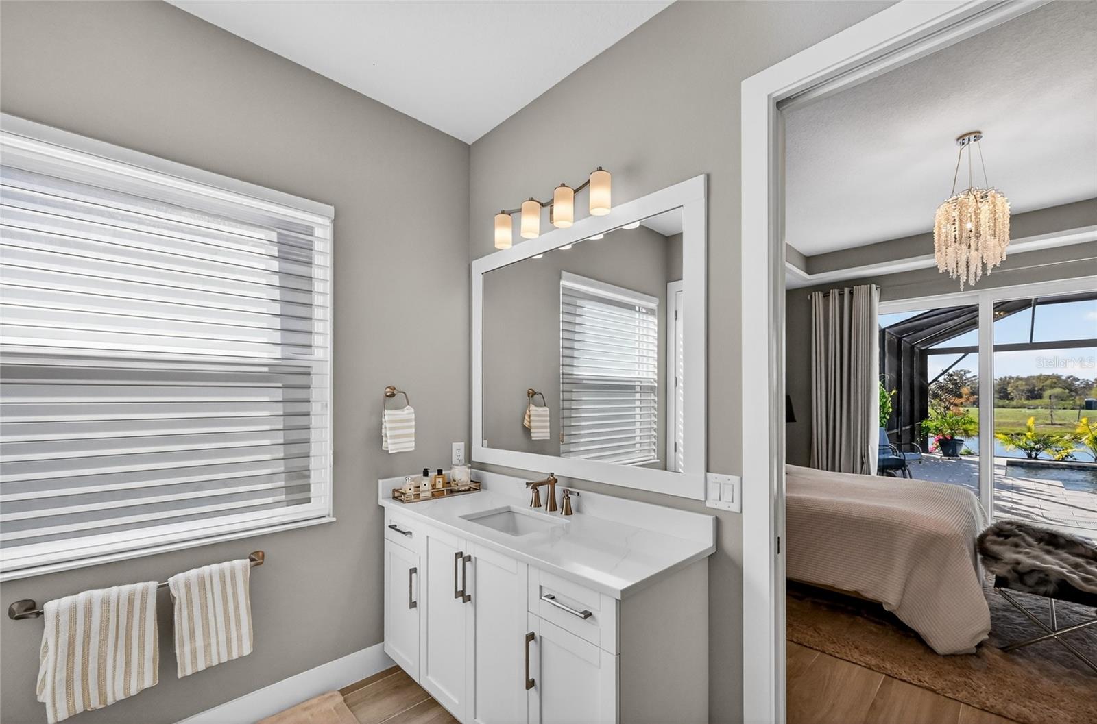 Image 29 of 67 For 815 Blue Shell Loop