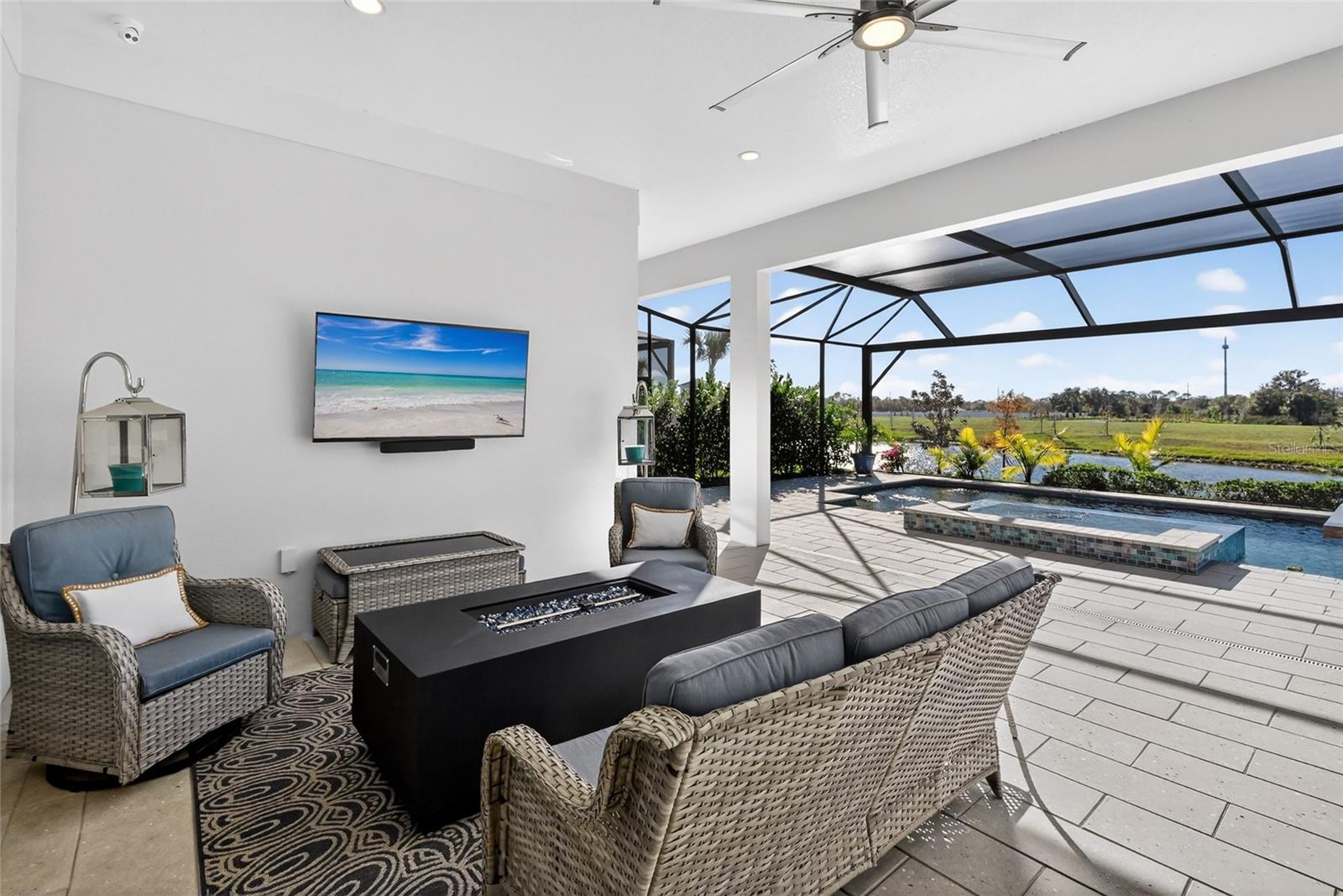 Image 6 of 67 For 815 Blue Shell Loop