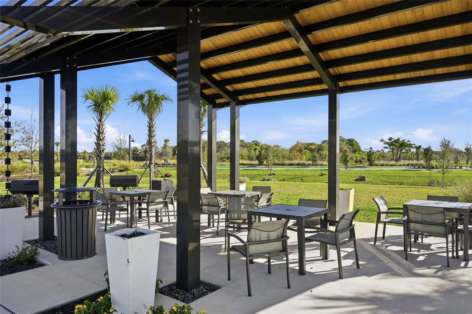 Image 64 of 67 For 815 Blue Shell Loop