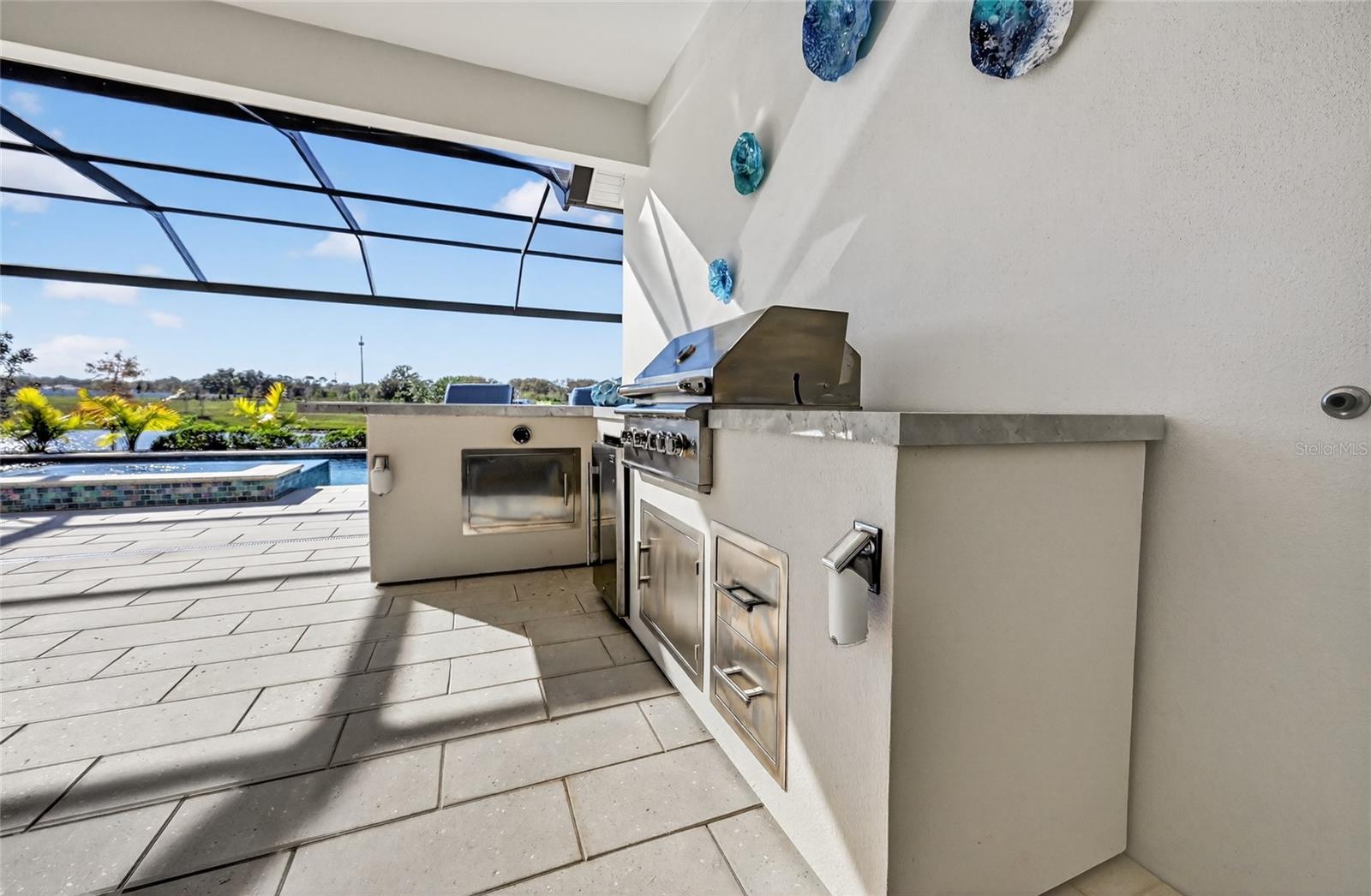 Image 8 of 67 For 815 Blue Shell Loop