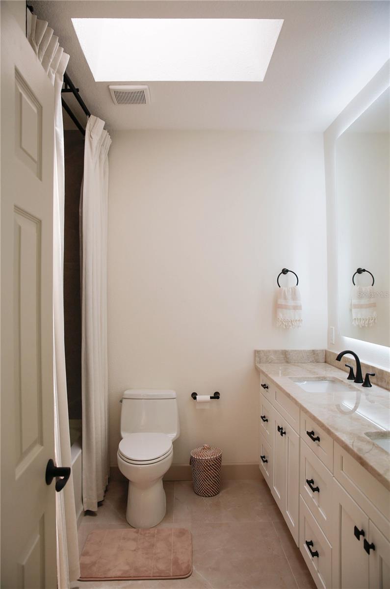 Image 20 of 59 For 4646 Gleason Avenue