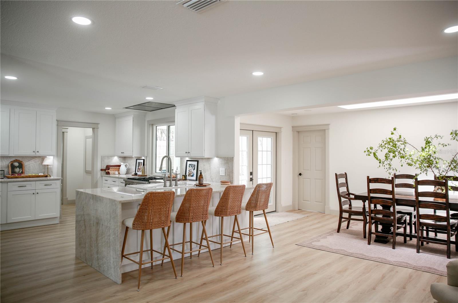 Image 31 of 59 For 4646 Gleason Avenue