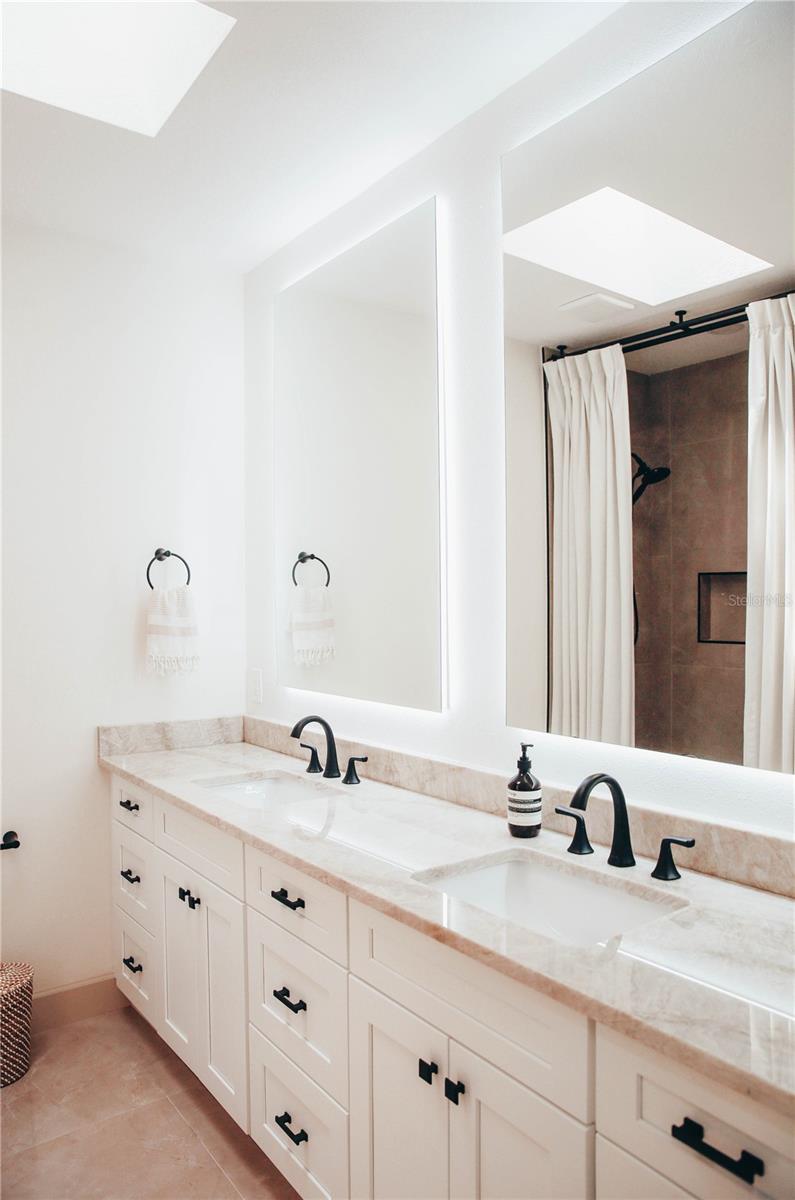 Image 35 of 59 For 4646 Gleason Avenue