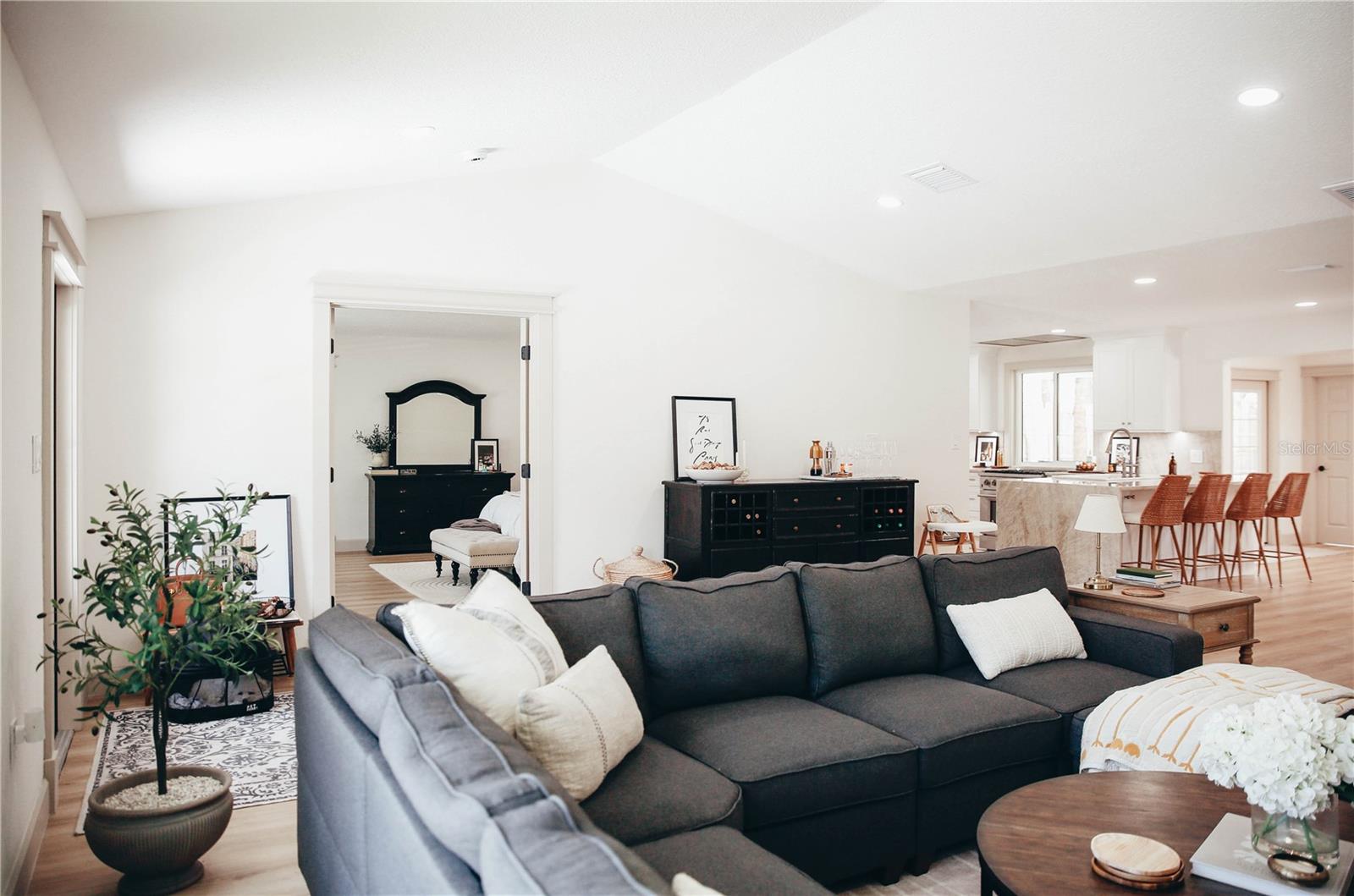 Image 57 of 59 For 4646 Gleason Avenue