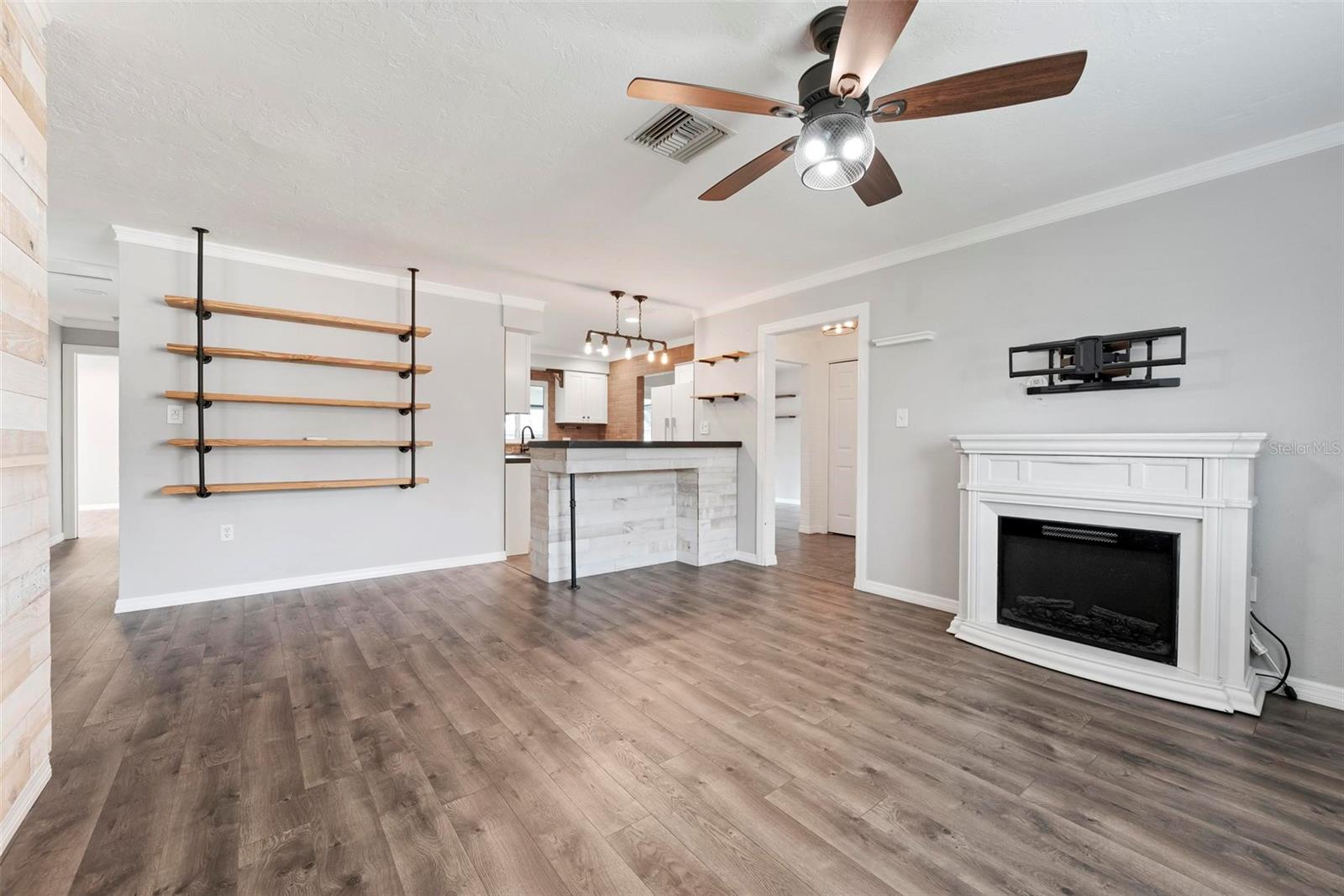 Image 6 of 28 For 3372 Tyne Lane