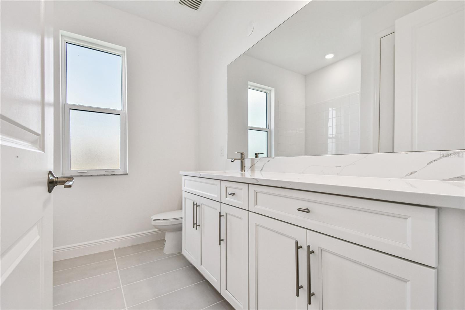 Image 23 of 33 For 440 Alberata Way