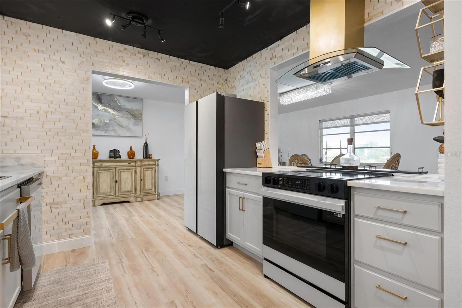 Image 5 of 30 For 1503 Marlin Street