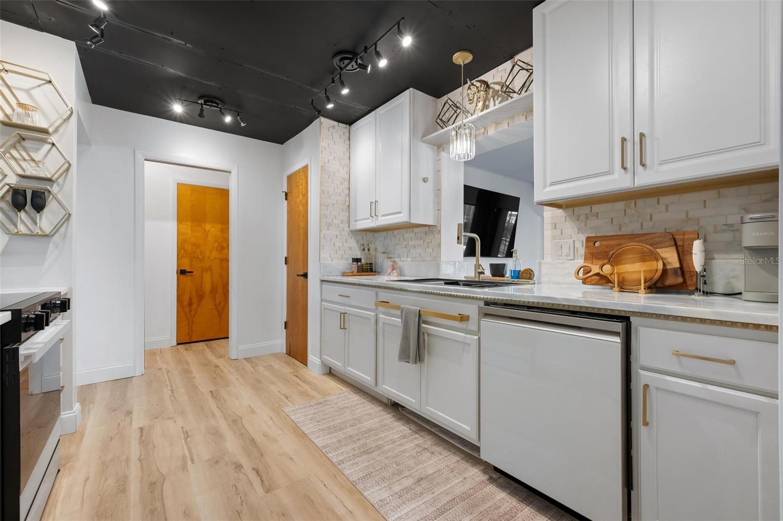 Image 6 of 30 For 1503 Marlin Street