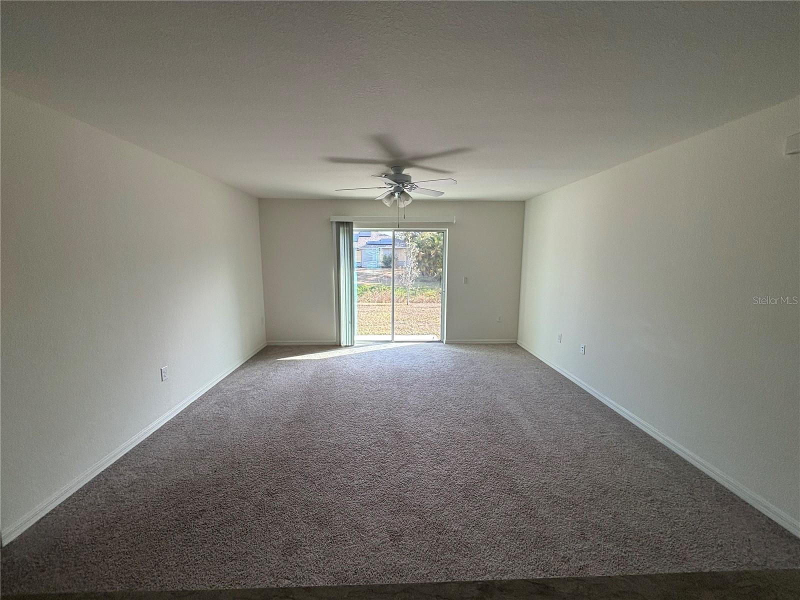 Image 5 of 15 For 1542 Log Lane