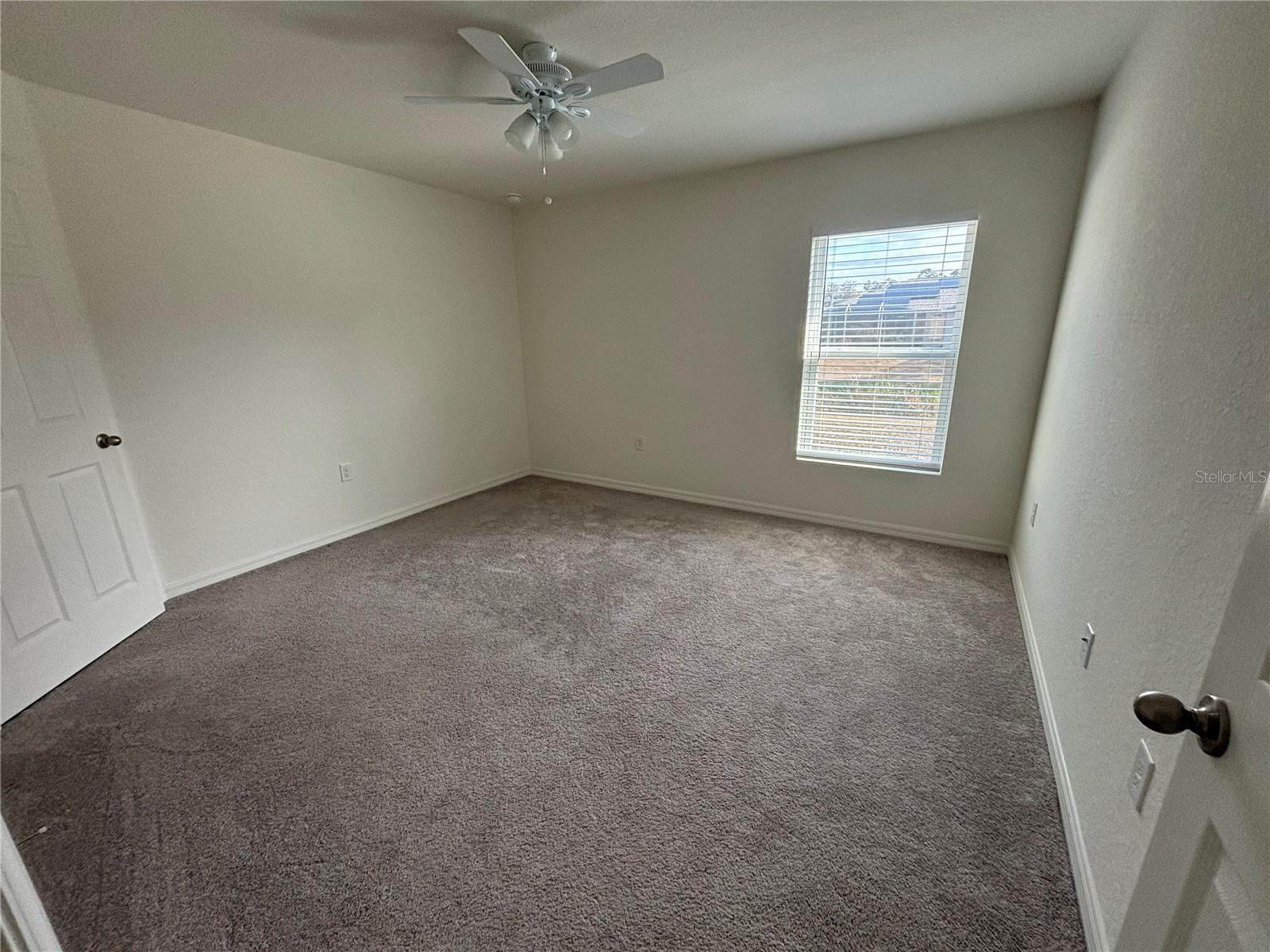 Image 6 of 15 For 1542 Log Lane