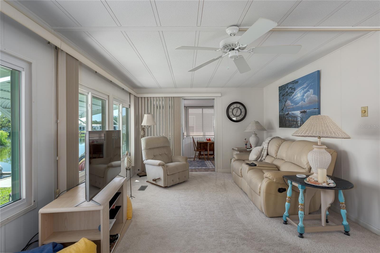 Image 4 of 26 For 1416 41st Avenue E