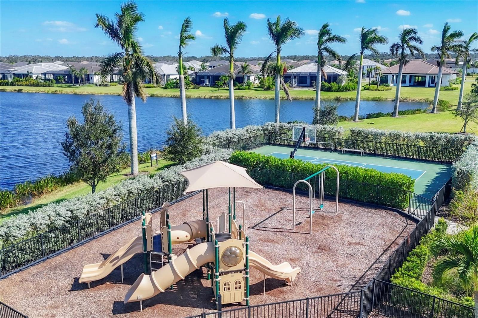 Image 71 of 74 For 9064 Bernini Place